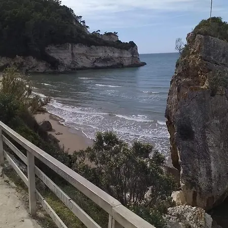 Bilocale Con Terrazzino *